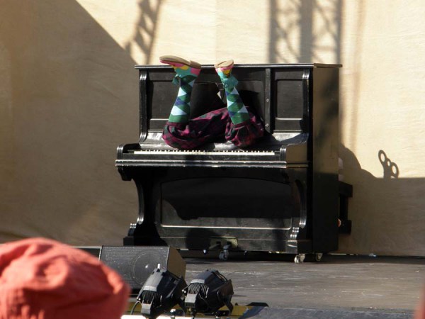 OLYMPUS DIGITAL CAMERA